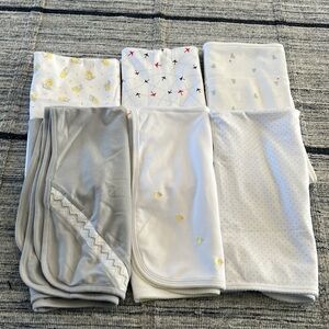 Bundle of 6 gender neutral receiving blankets